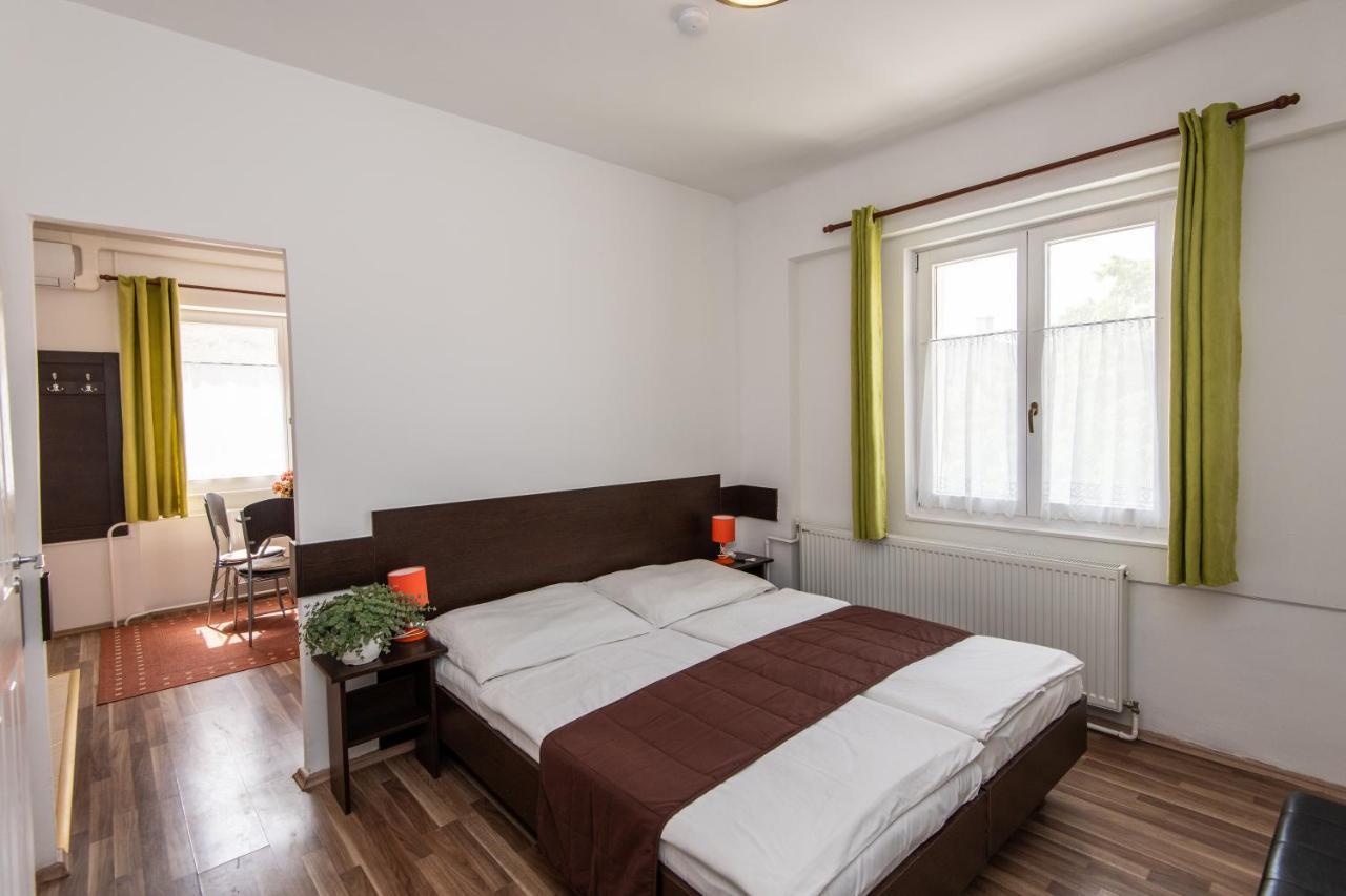 Hello Apartmanhaz Sopron Extérieur photo